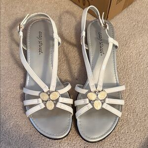 Easy Street Women's Cream Strappy Sandals